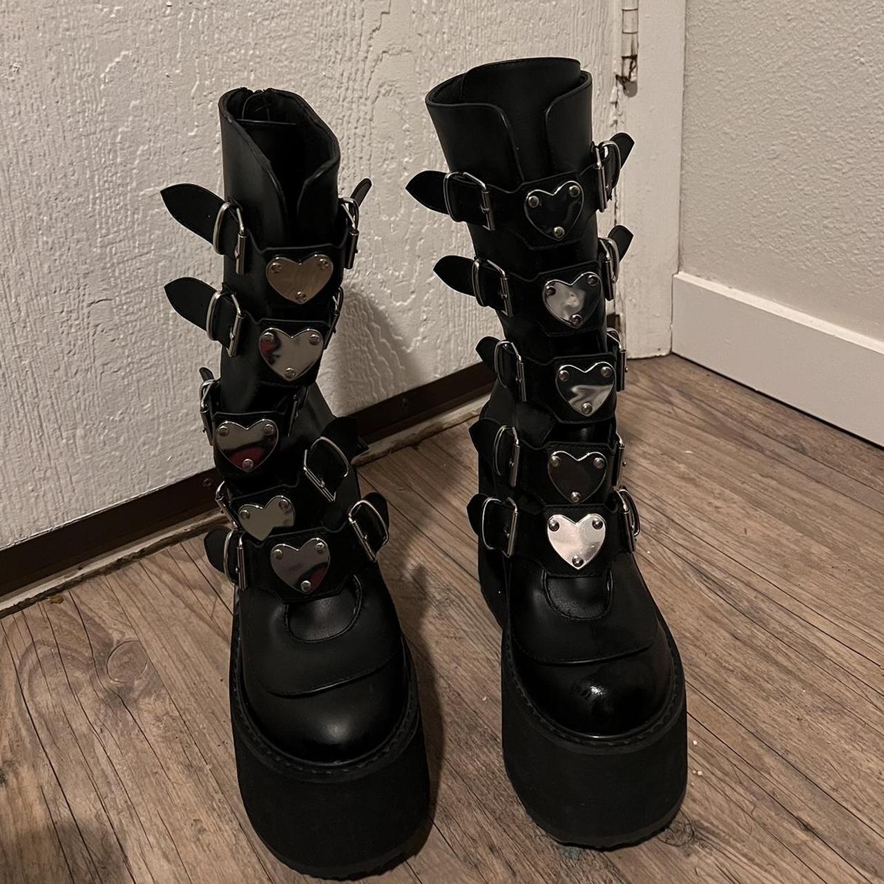 demonia trinity boots amazon