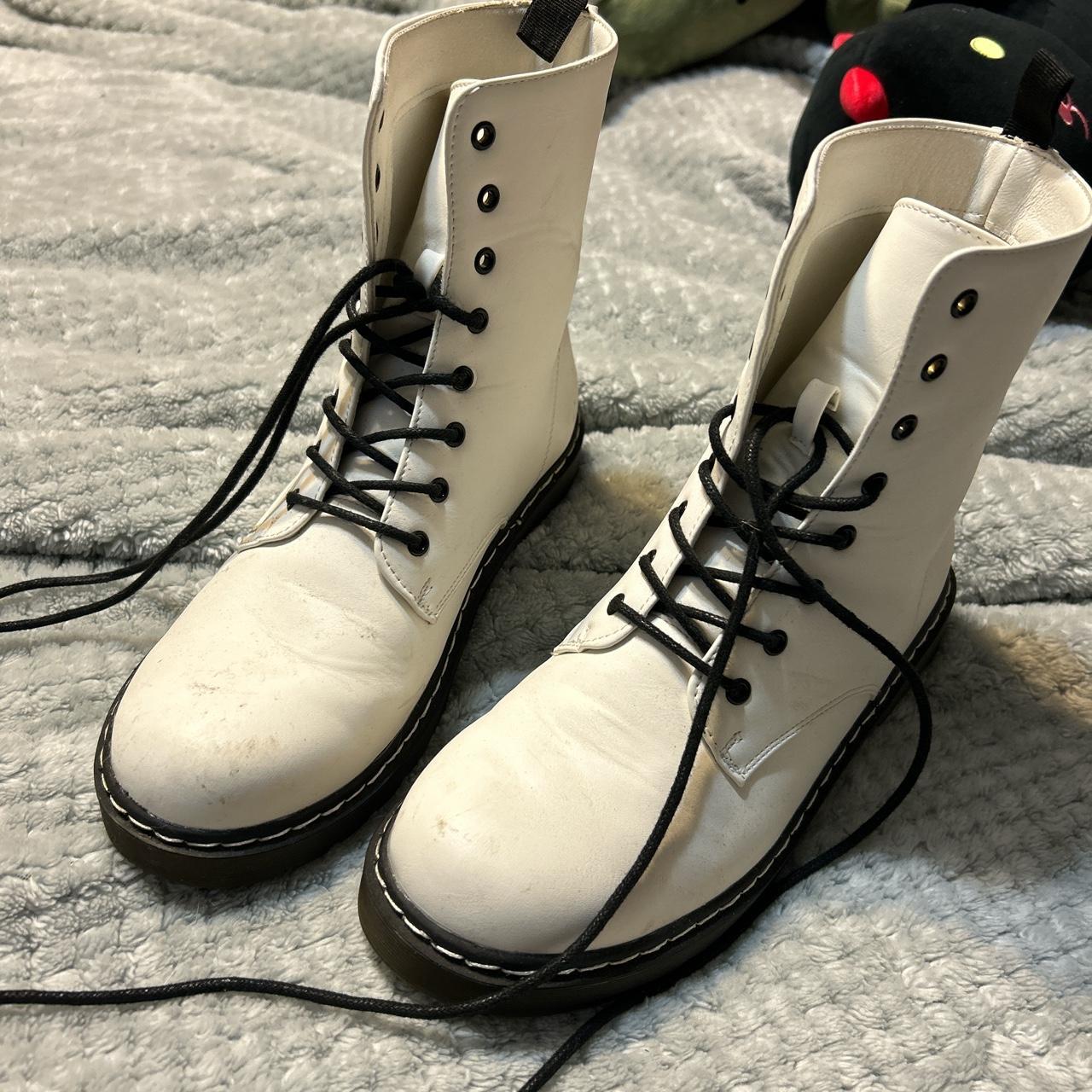 Rue 21 sale white boots