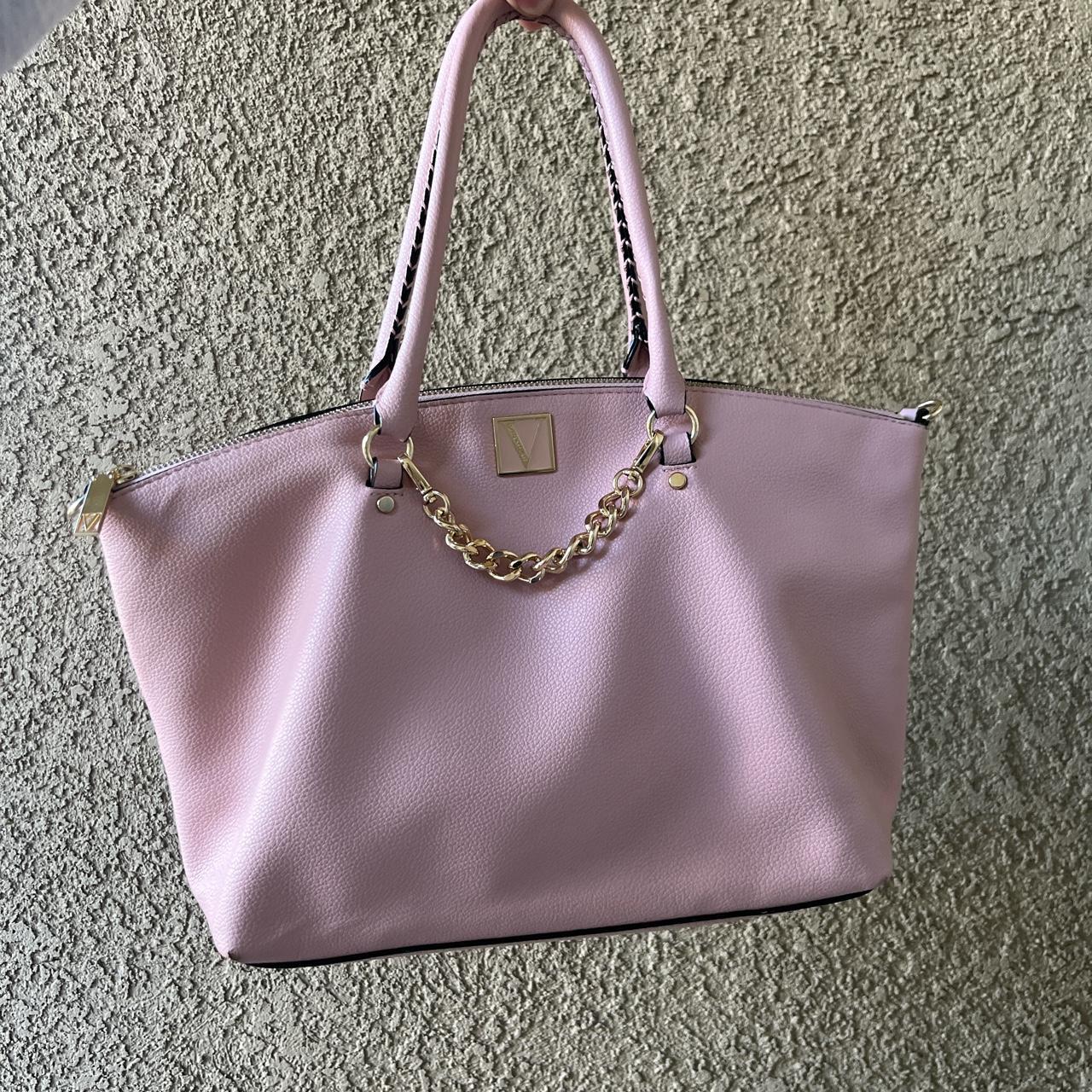 ISO!! i'm looking for vs pink 2000s style - Depop