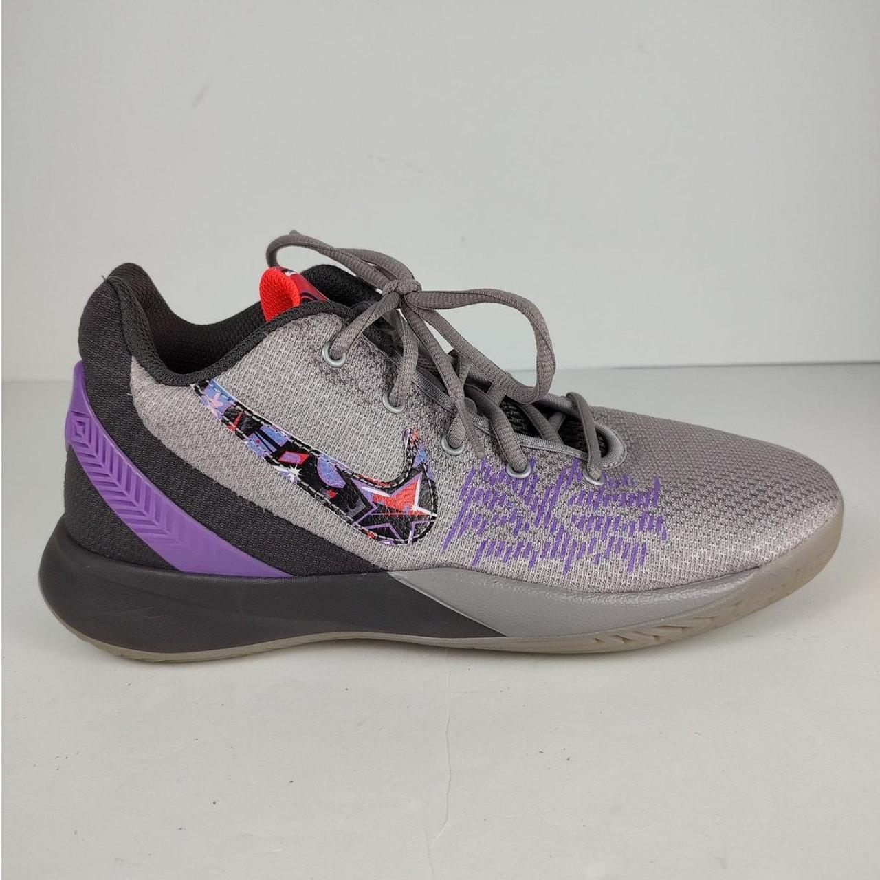 Nike Kyrie Flytrap 2 GS Grey Violet Youth Size 7