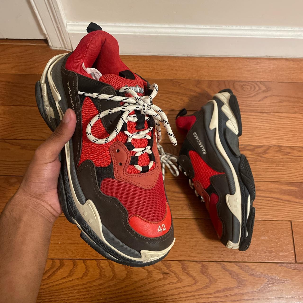 Depop balenciaga hot sale triple s