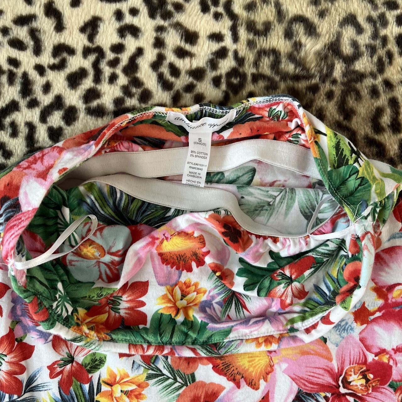 Y2K Hawaiian tube top. Material is very stretchy!... Depop