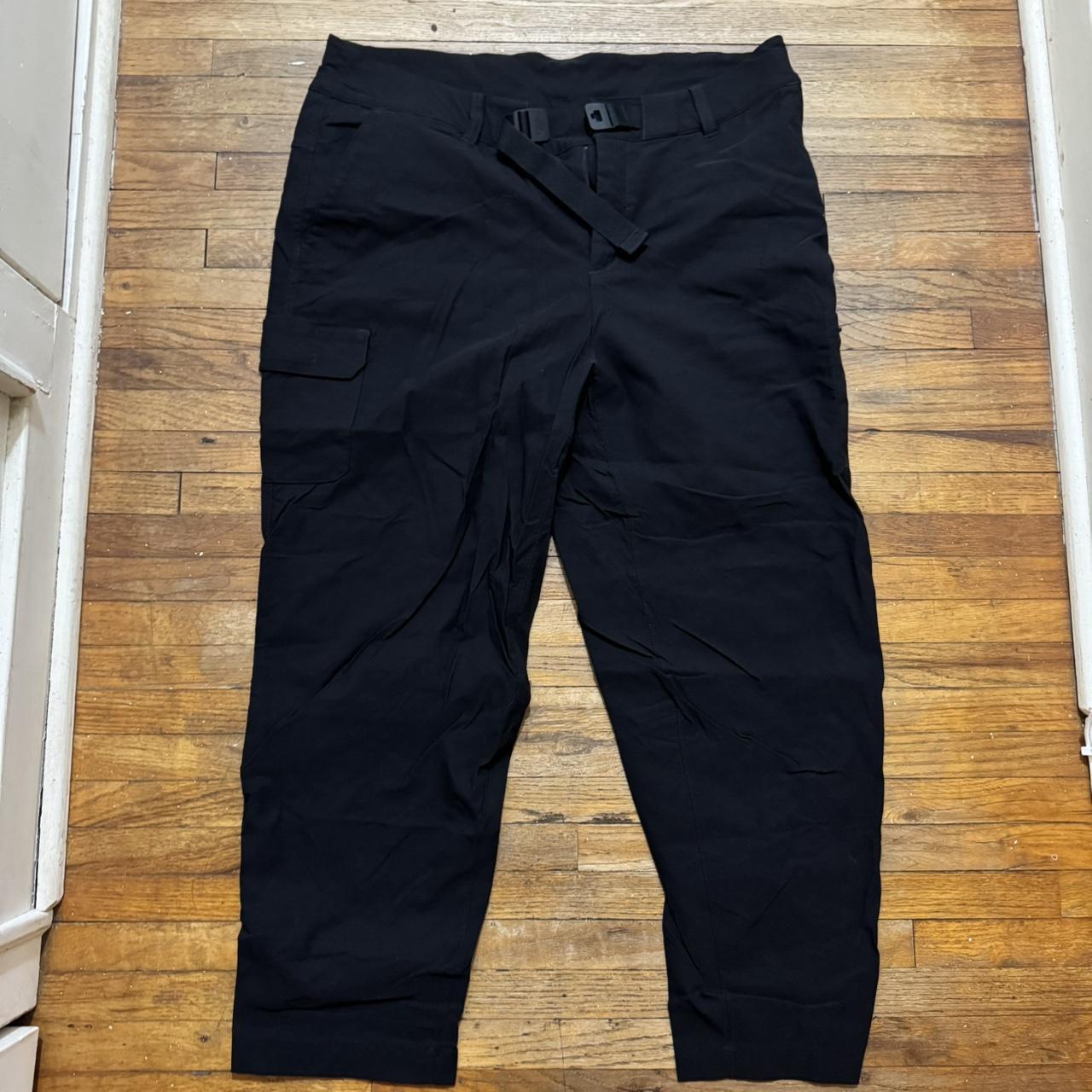 The North Face Women's Capri Pants - Black/Navy -… - image 1