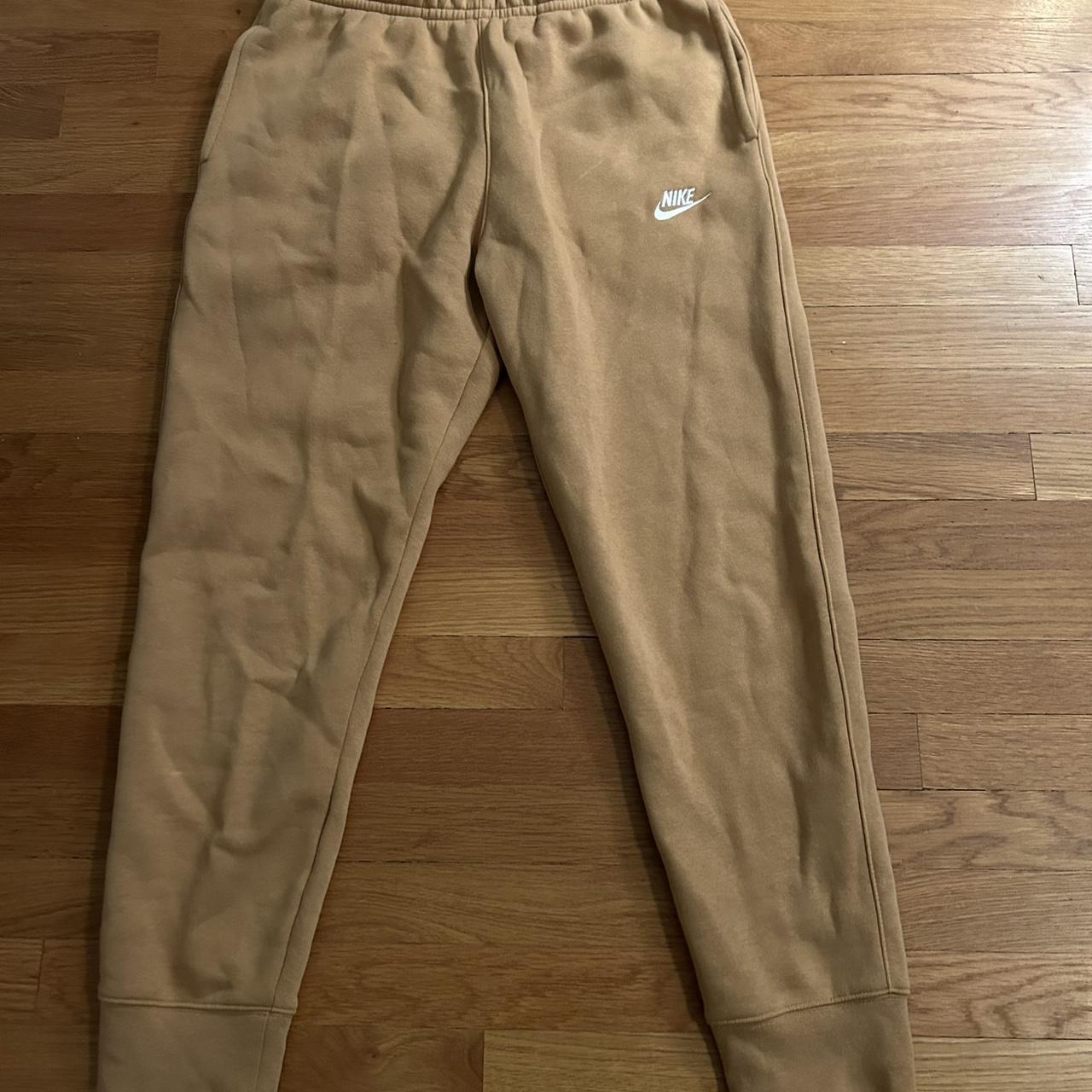 tan nike sweatsuit mens