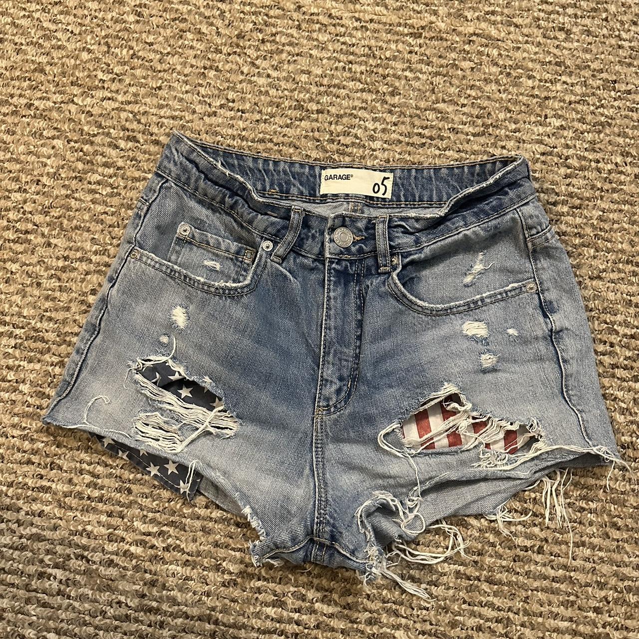 item listed by rominascloset_