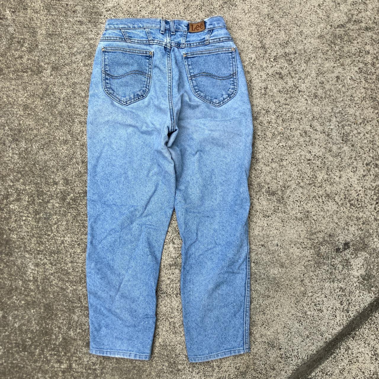 item listed by denim_and_dust_vntg