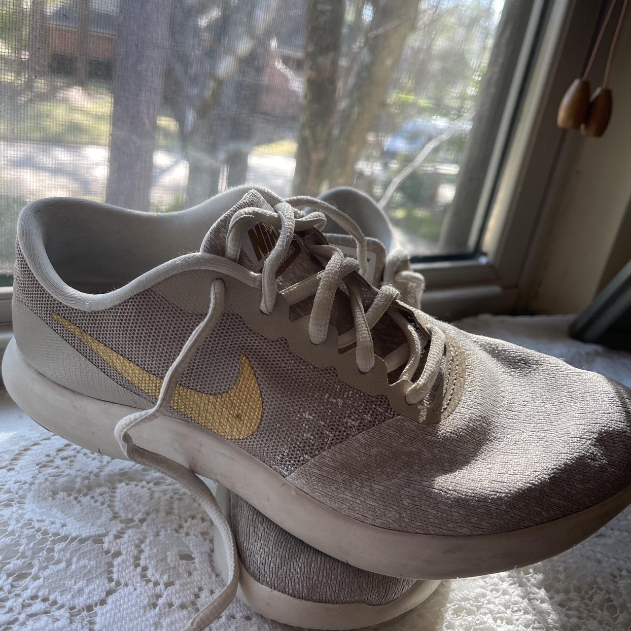 Nike flex contact outlet gold