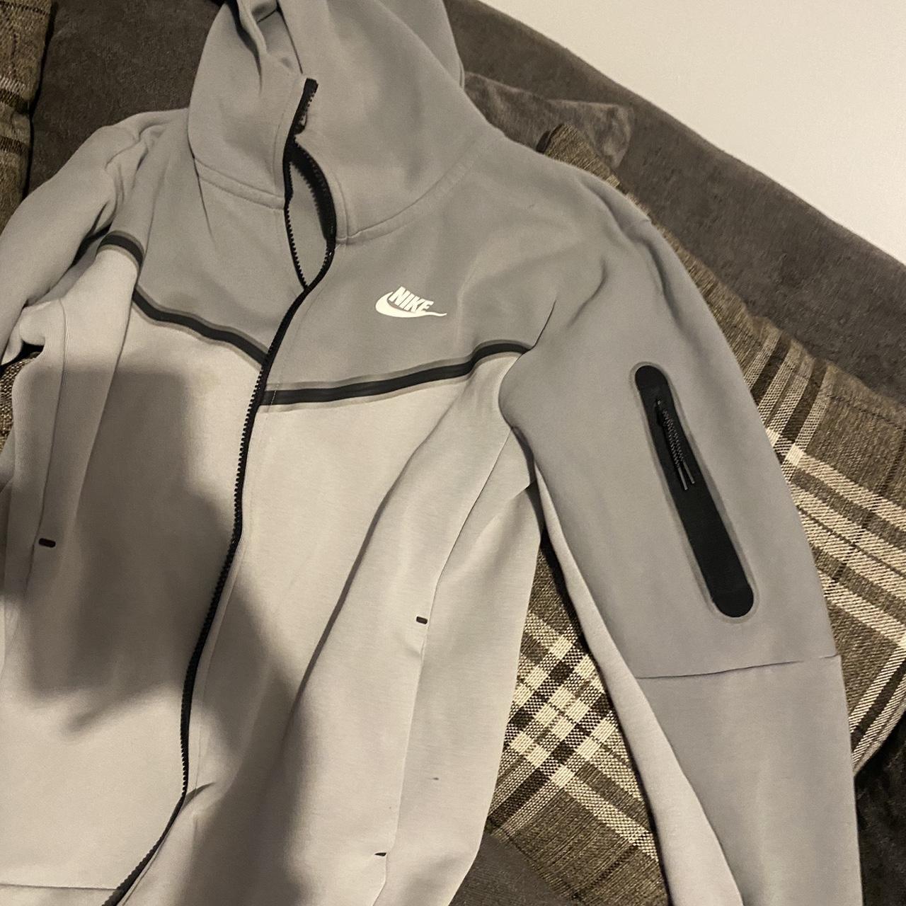 Nike tech zipper good condition just needs washed... - Depop