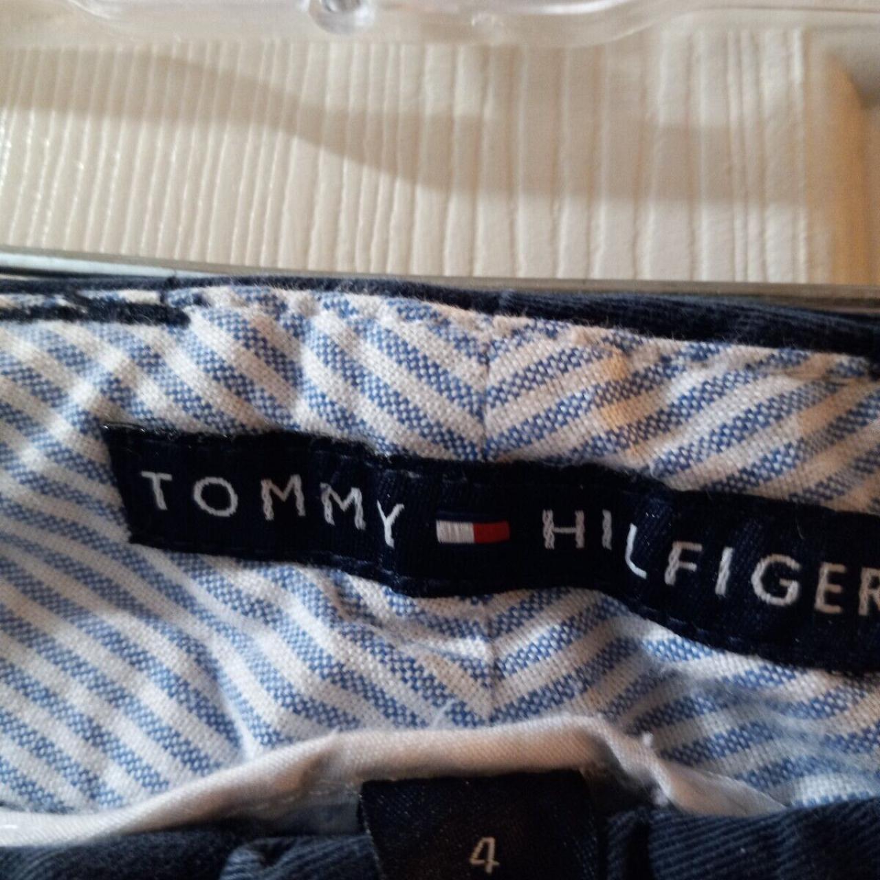 Tommy Hilfiger Women Shorts Size 4 Waist: 14... - Depop