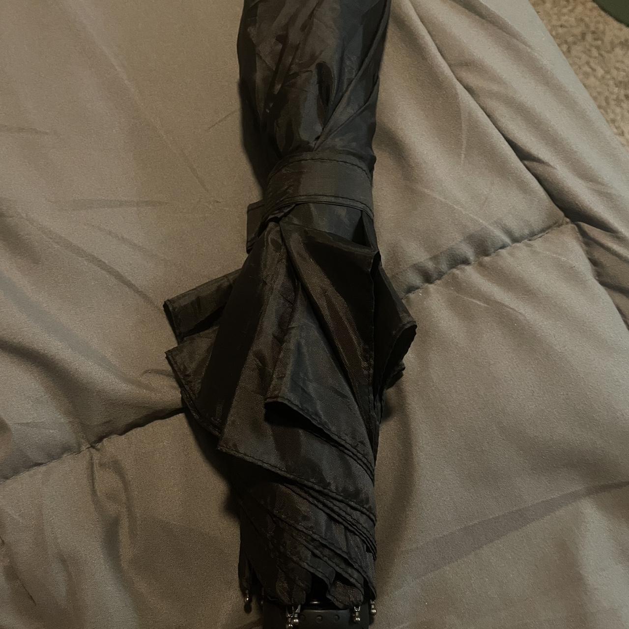 item listed by ryleigh_h09