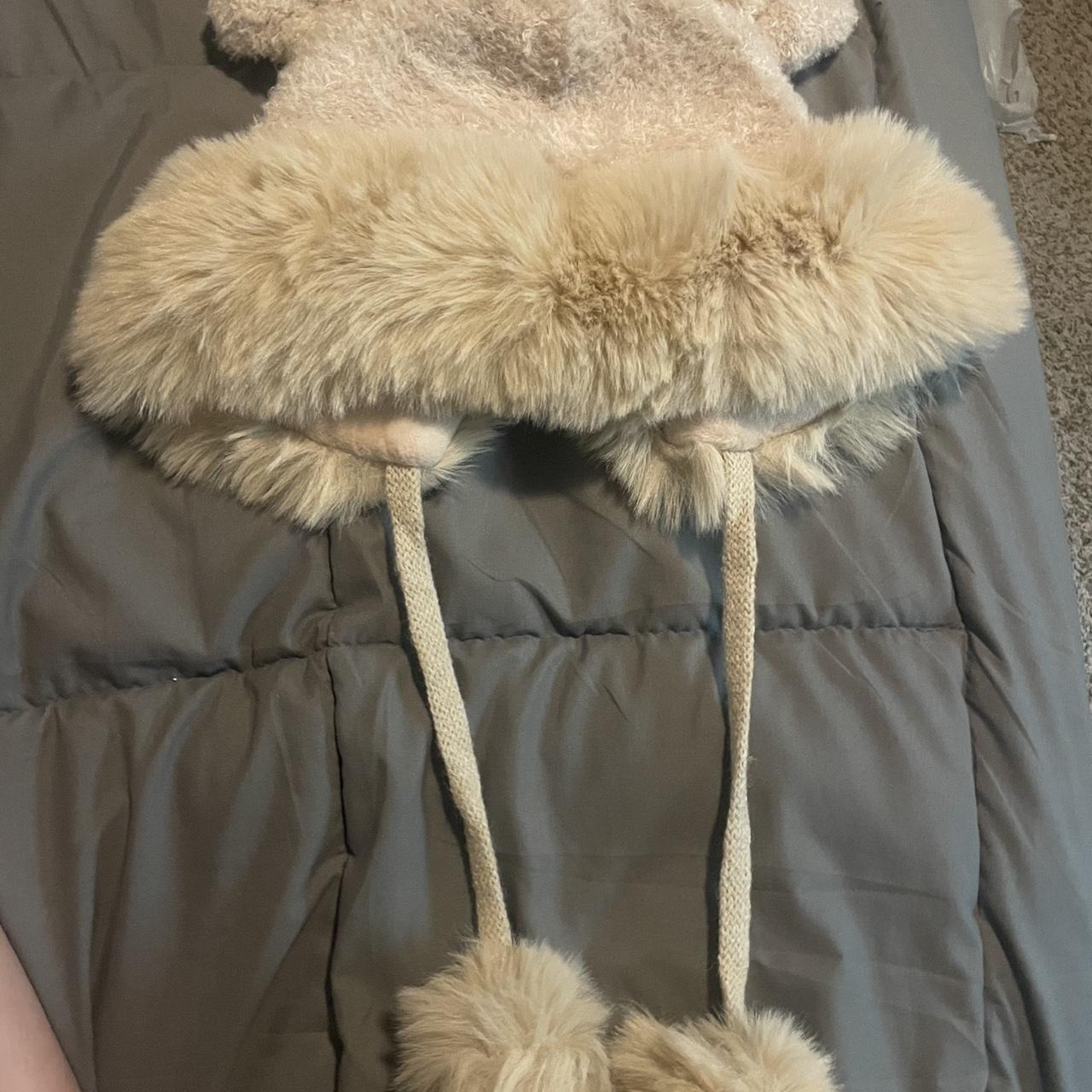 item listed by ryleigh_h09