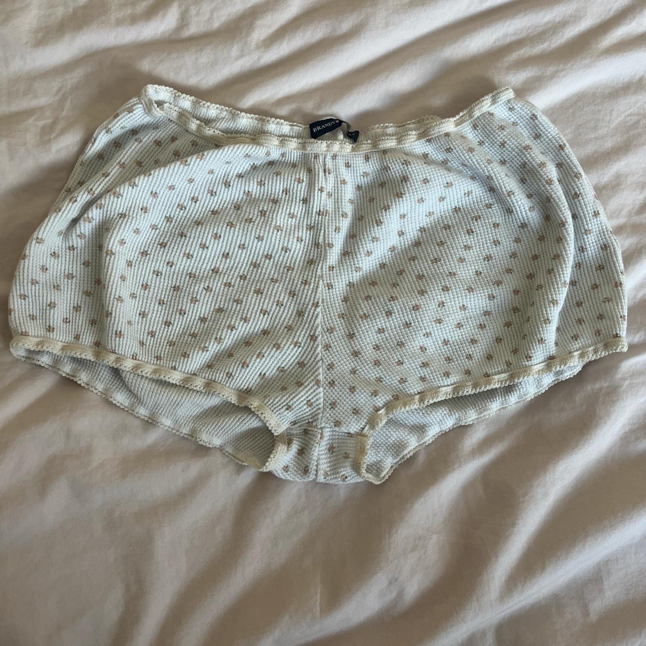 brandy shorts worn couple times cute - Depop