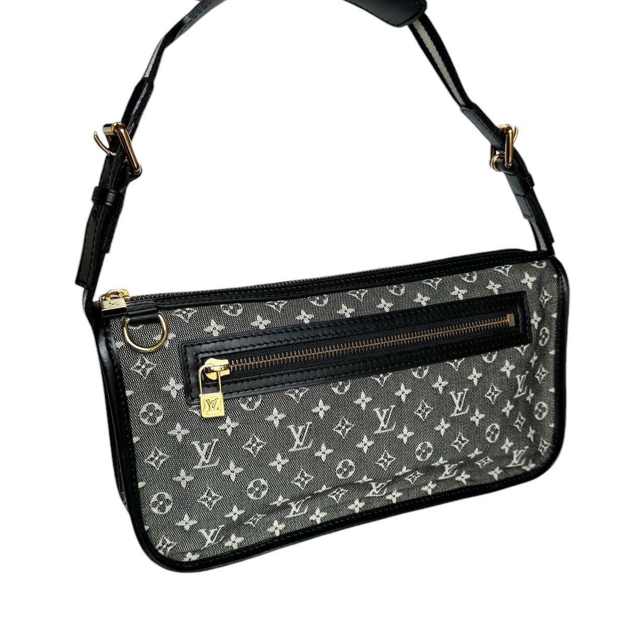 Louis Vuitton Bag - Authentic Louis Vuitton Monogram | Depop