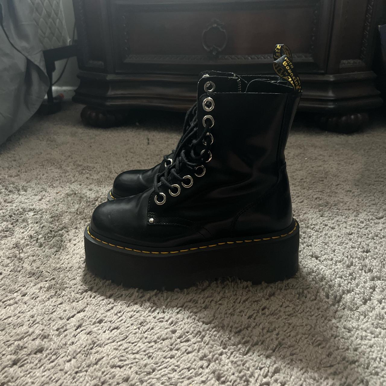 靴 Dr.Martens JADON XL Jadon Xl in Black | Dr. Martens