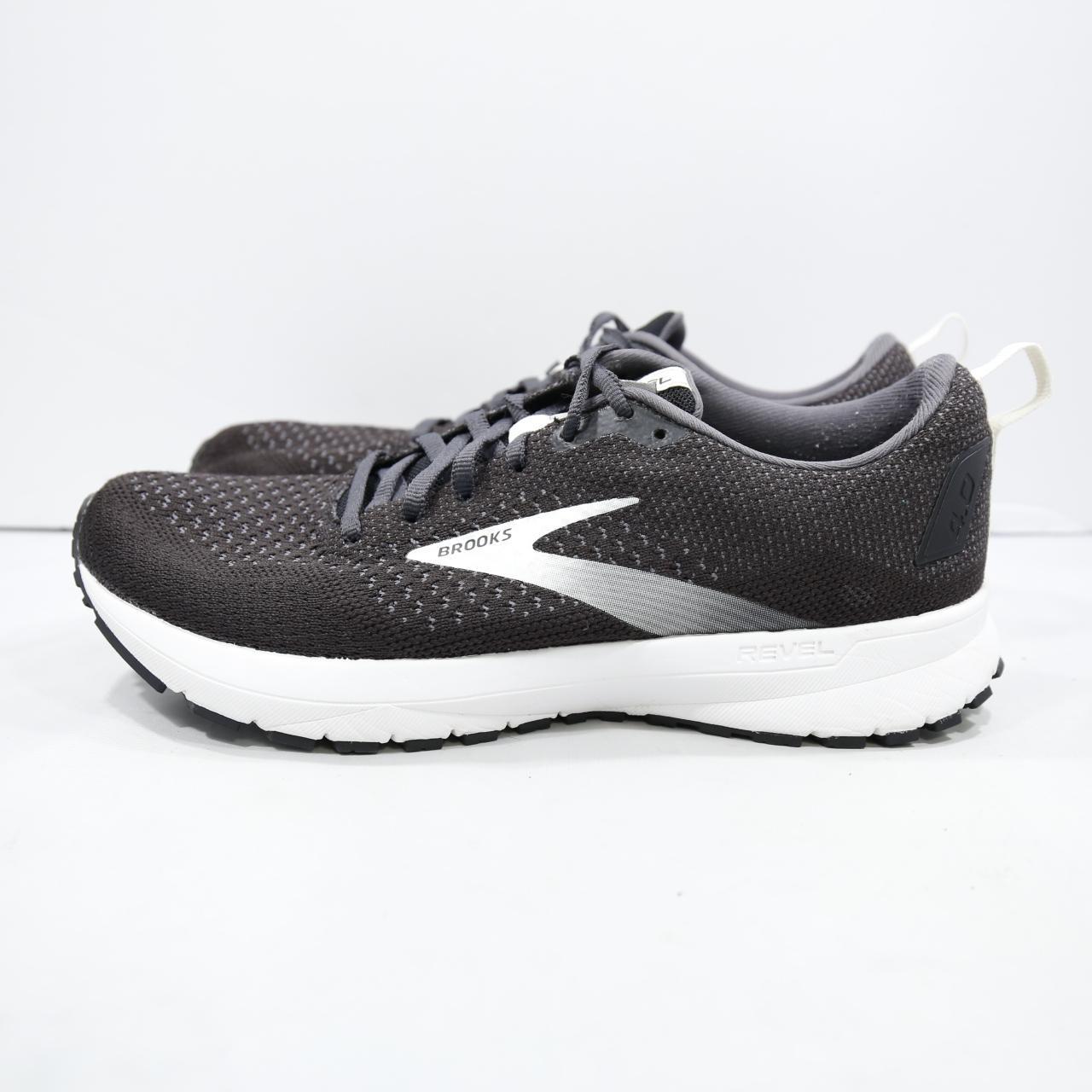 Brooks cheap revel 4