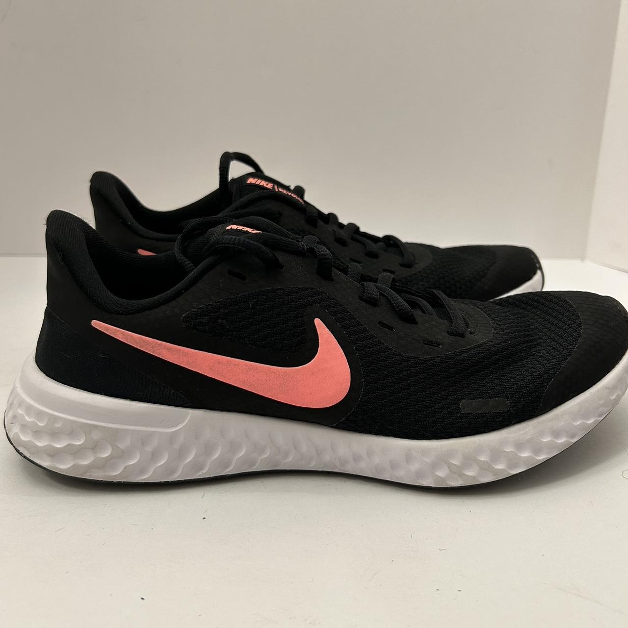 Grey Running Shoes Nike Rose Gold Swoosh Sneakers Nike Kids