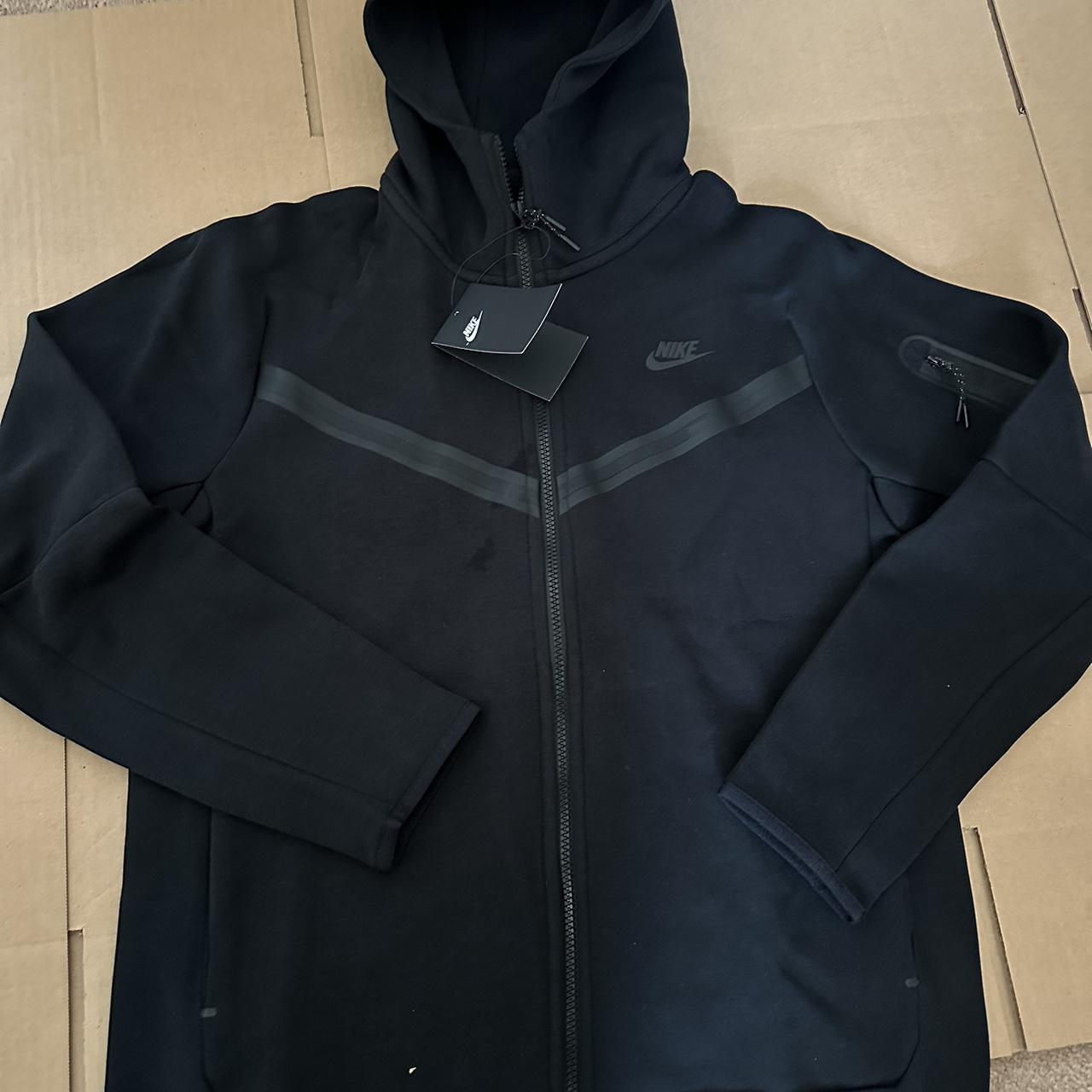 Large Nike tech BRAND NEW NEVER WORN WITH TAGS ON... - Depop