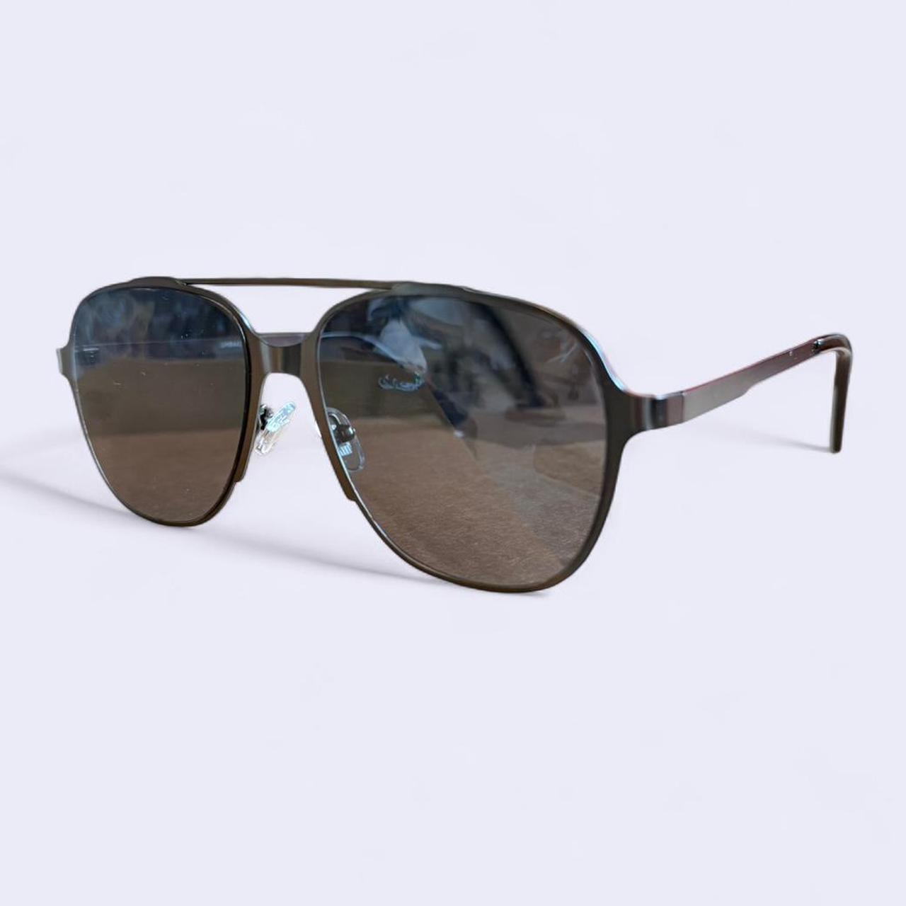 item listed by girlwithapearlearring_