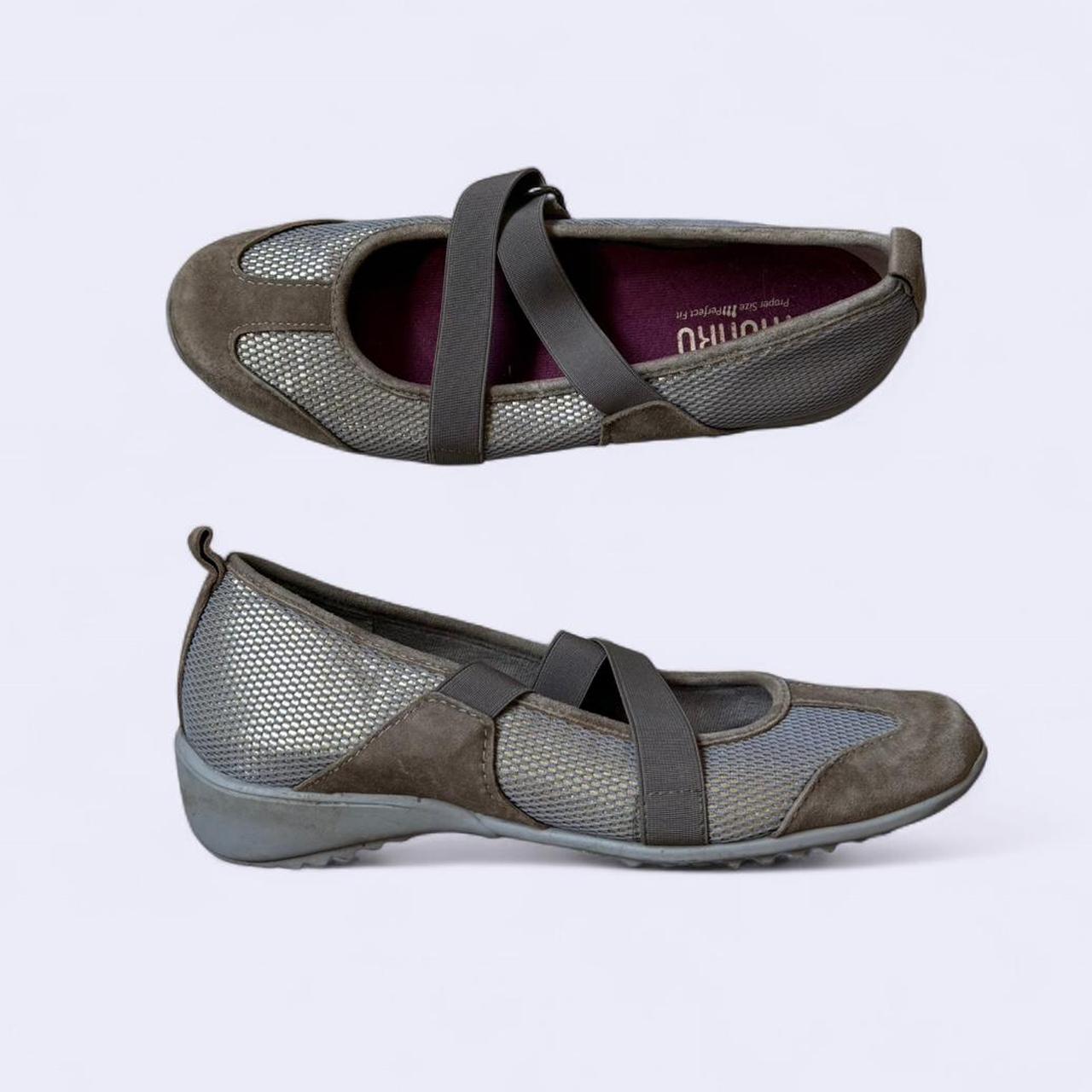 item listed by girlwithapearlearring_