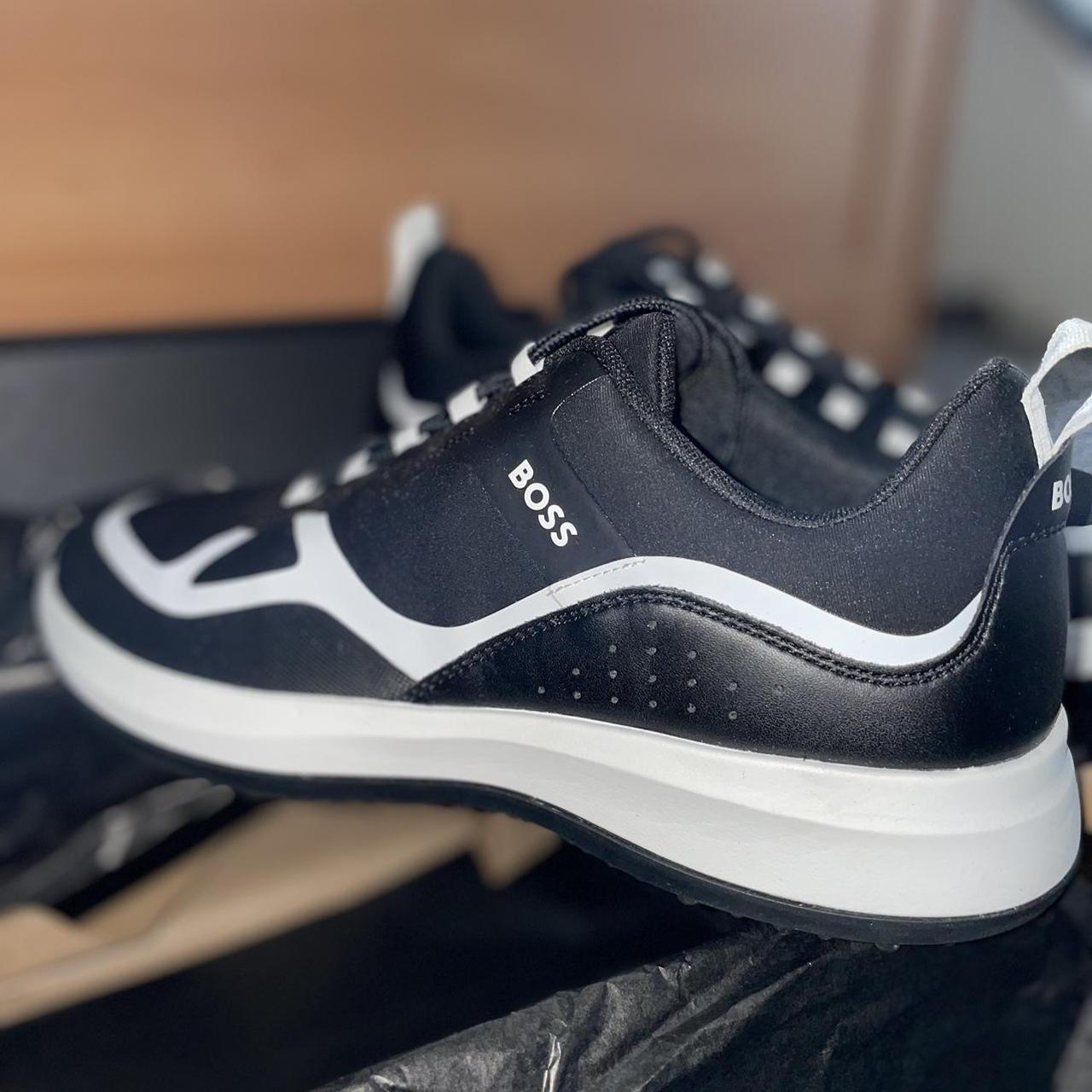 HUGO BOSS trainers Size 9 Very comfortable 120