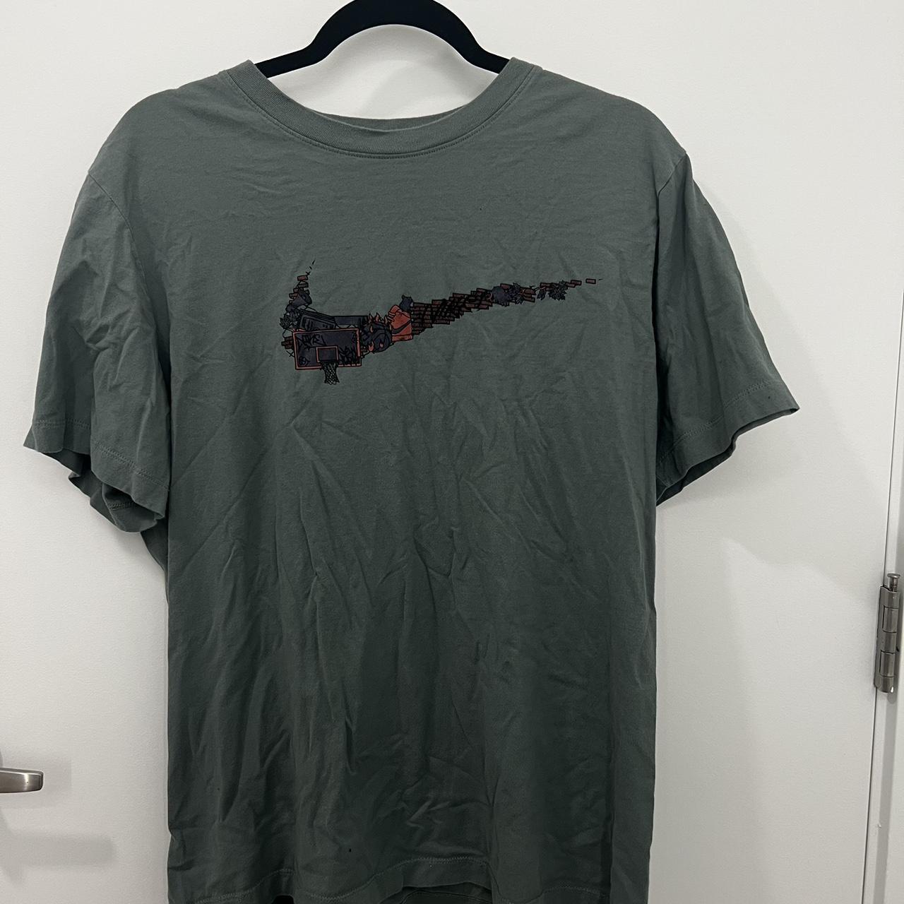 olive green nike shirt