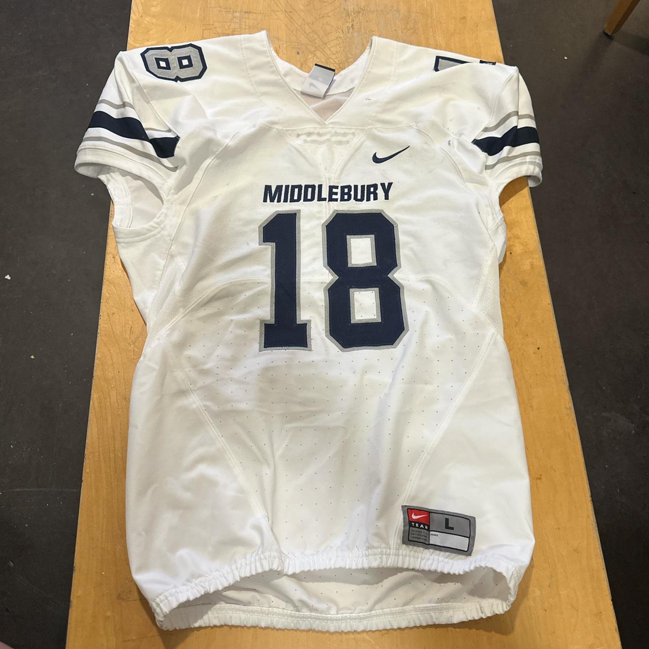 Middlebury TeamIssued Nike Football Jersey 18 Depop