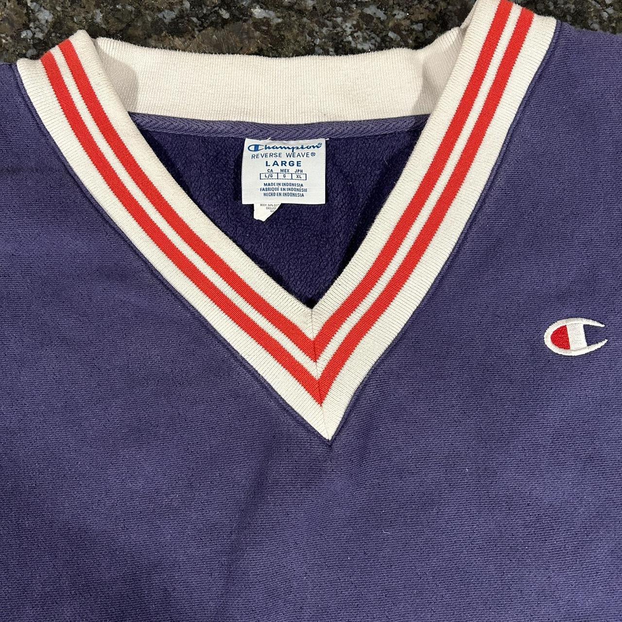 Champion sweater v neck letra best sale