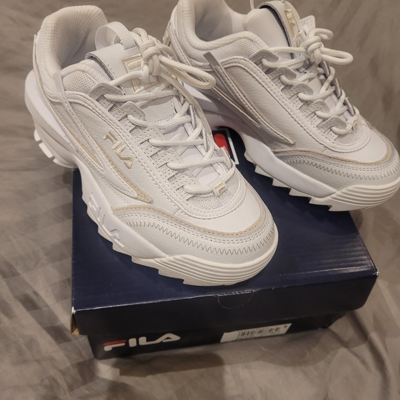 Fila trainers best sale size 3.5