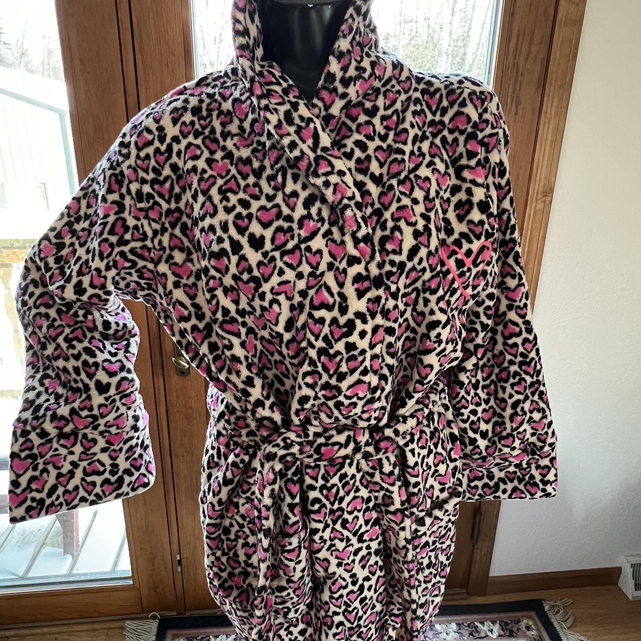 Pink Victoria’s Secret leopard discount Robe