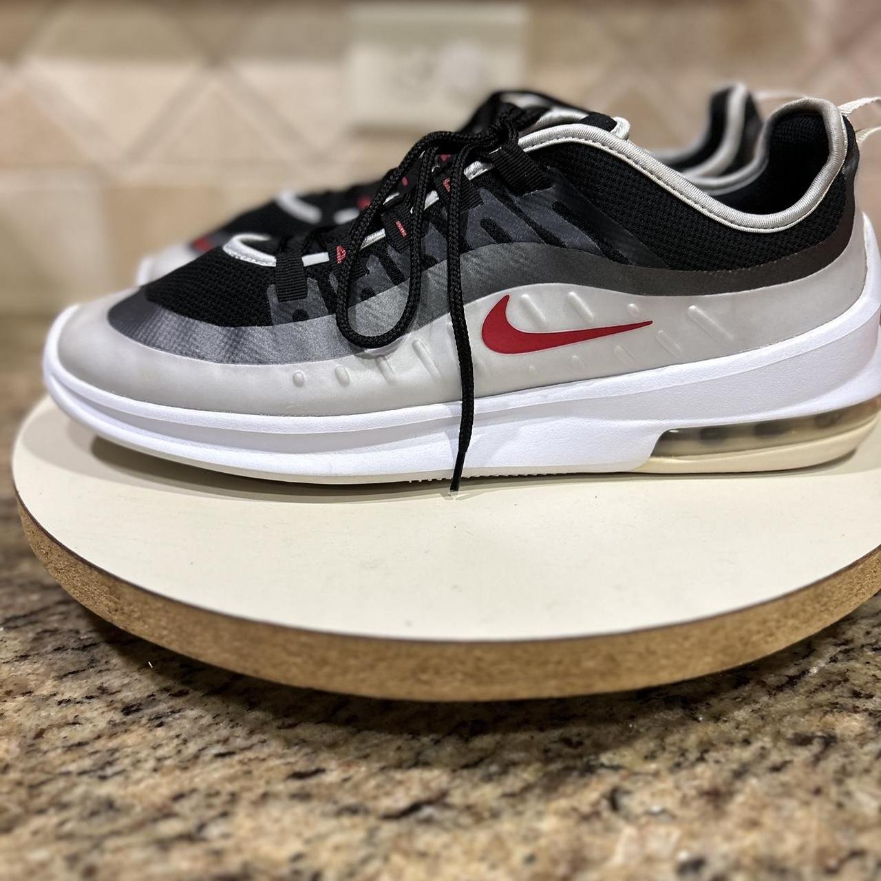 nike air max axis black sport red