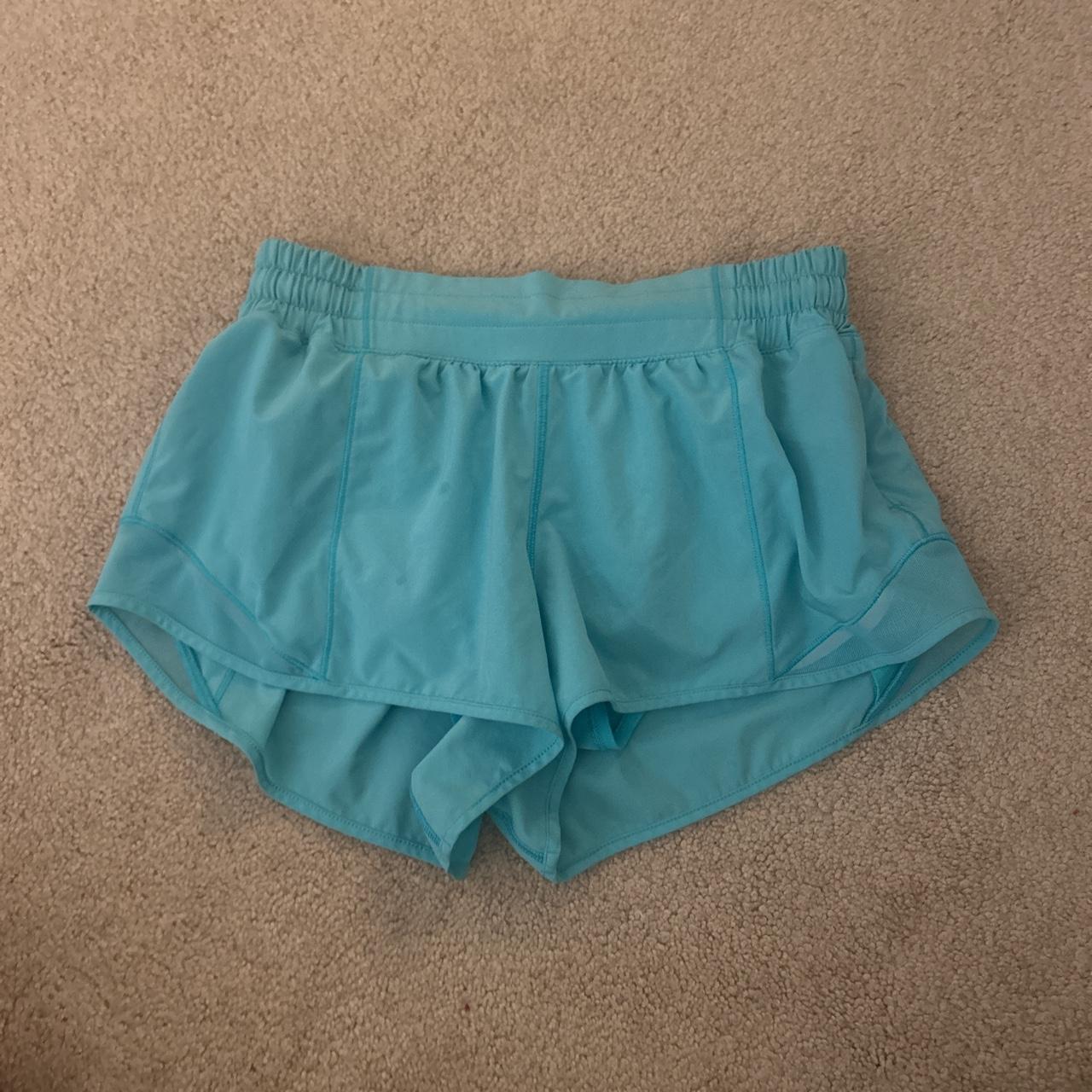 Lululemon rare print seawheeze hotty hot shorts size - Depop