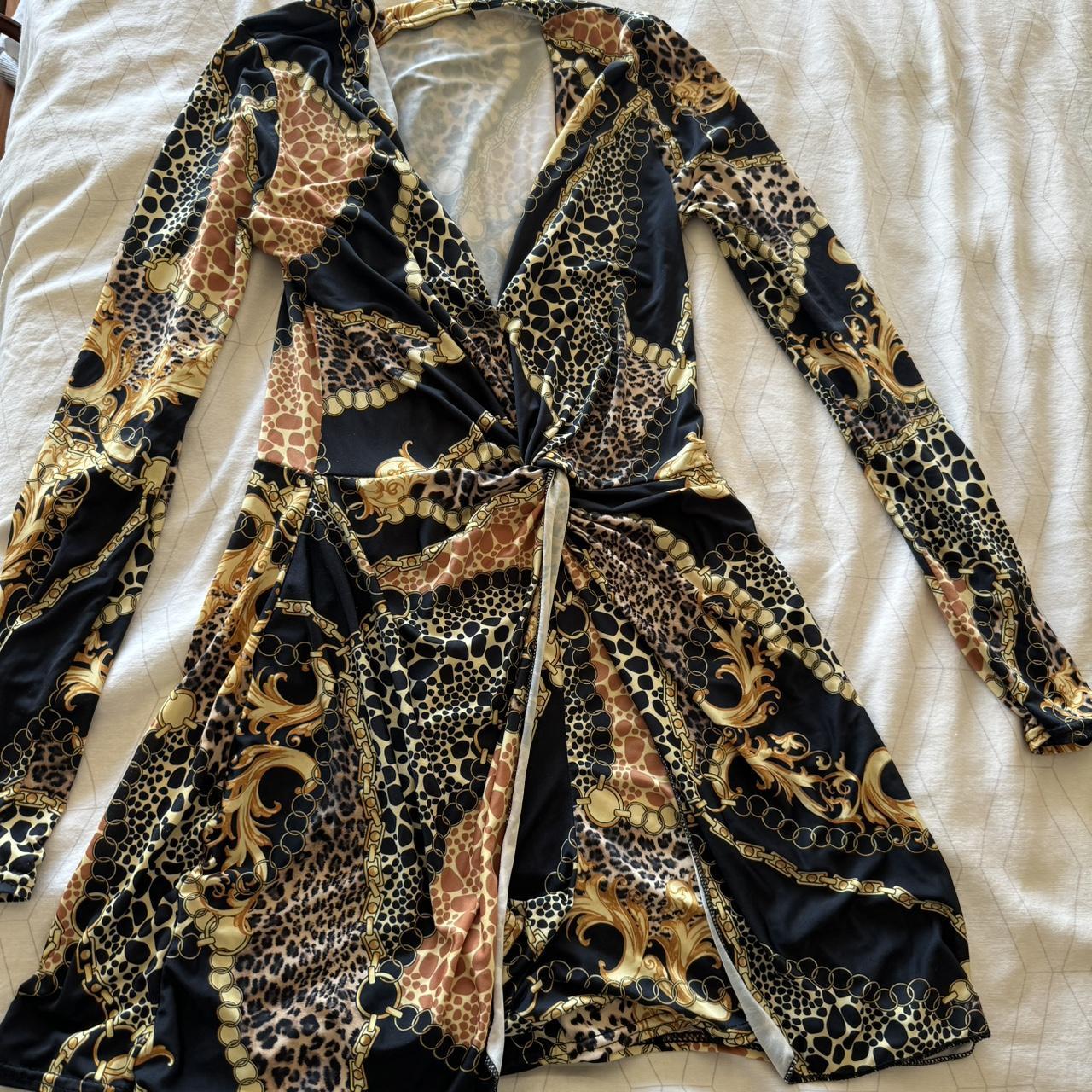 boohoo chain print