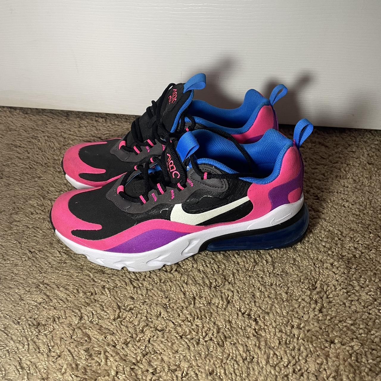 Pink Black Air max 270 Size 5Y but can Depop