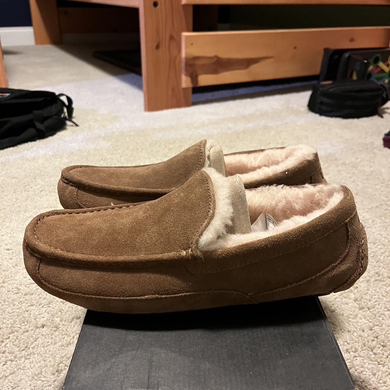 Ugg ascot slippers online size 10