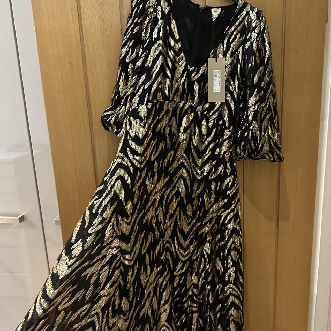 River island black store and gold dress