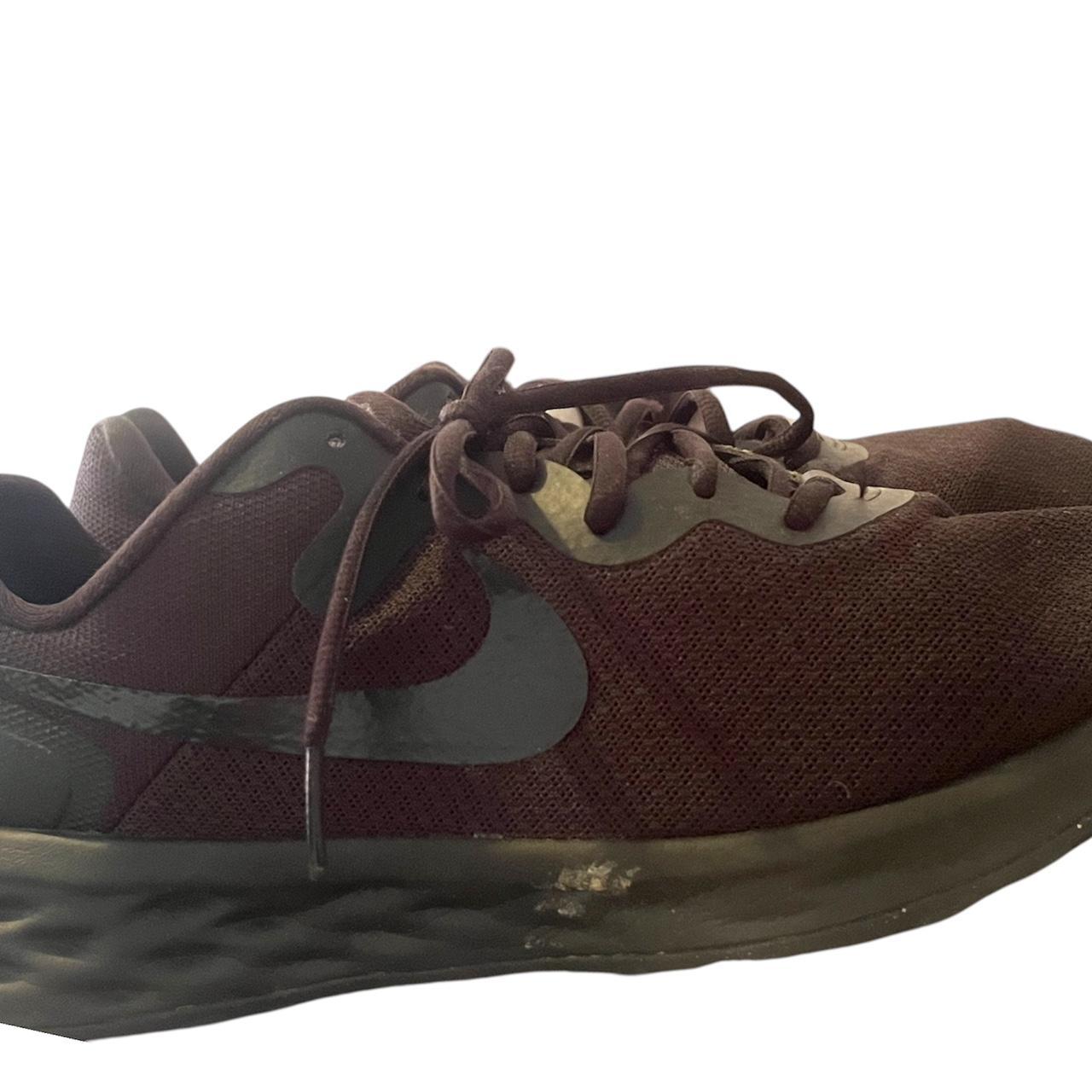 mens black nike running shoes