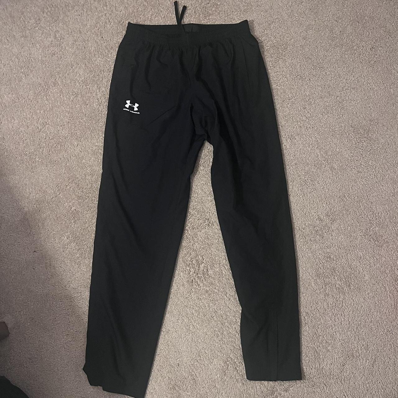 BAGGY UNDER ARMOR PANTS. PERFECT CONDITION. SIZE XL - Depop