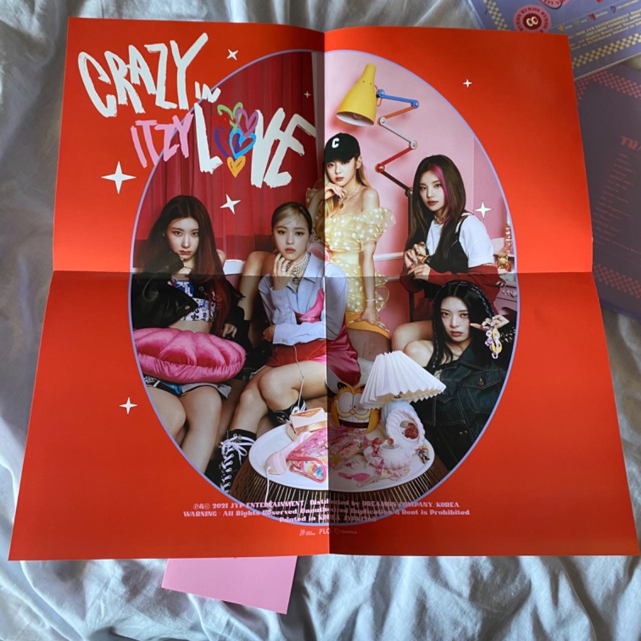 ITZY ユナ サイン アルバム hello82 CRAZY IN LOVE ITZY ユナ サイン アルバム hello82 CRAZY IN LOVE ITZY ユナ サイン