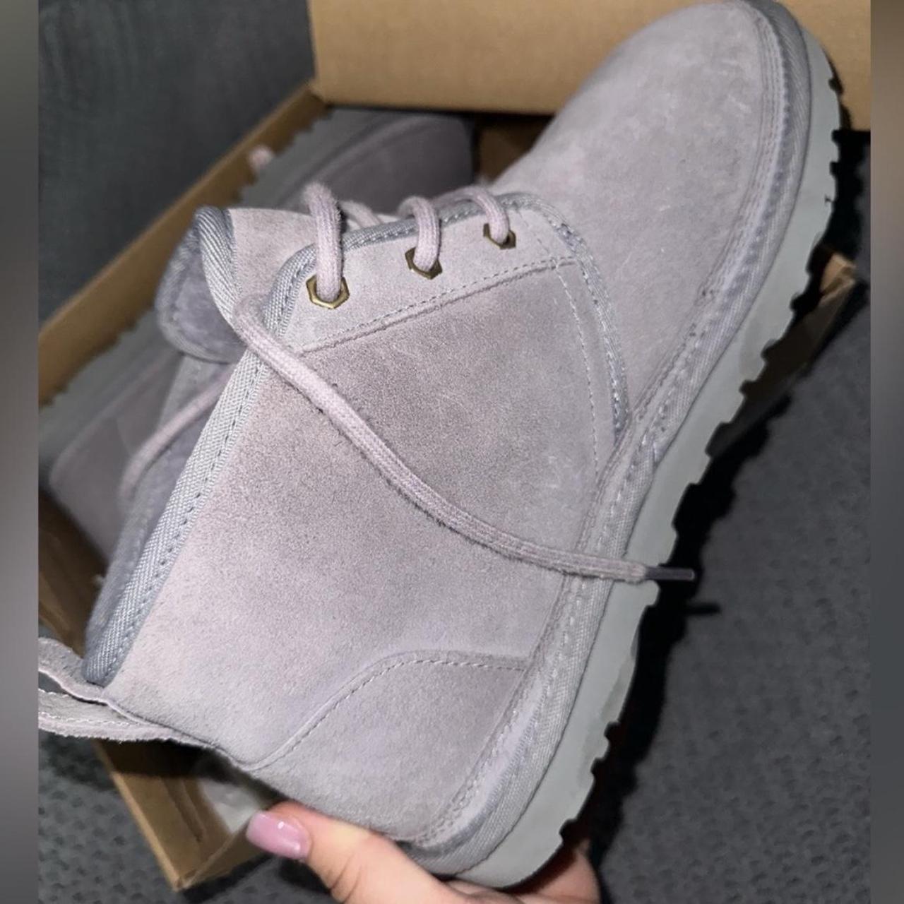 Ugg neumel hot sale light grey