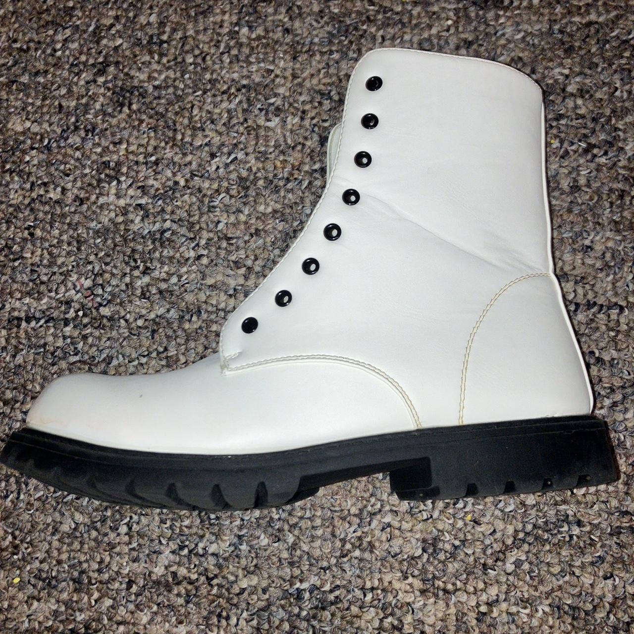 Rue 21 white clearance boots