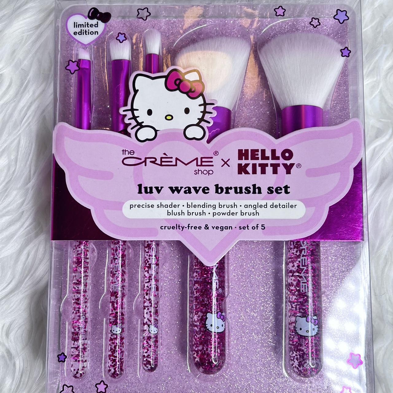 Hello Kitty Luv Wave Brush Set