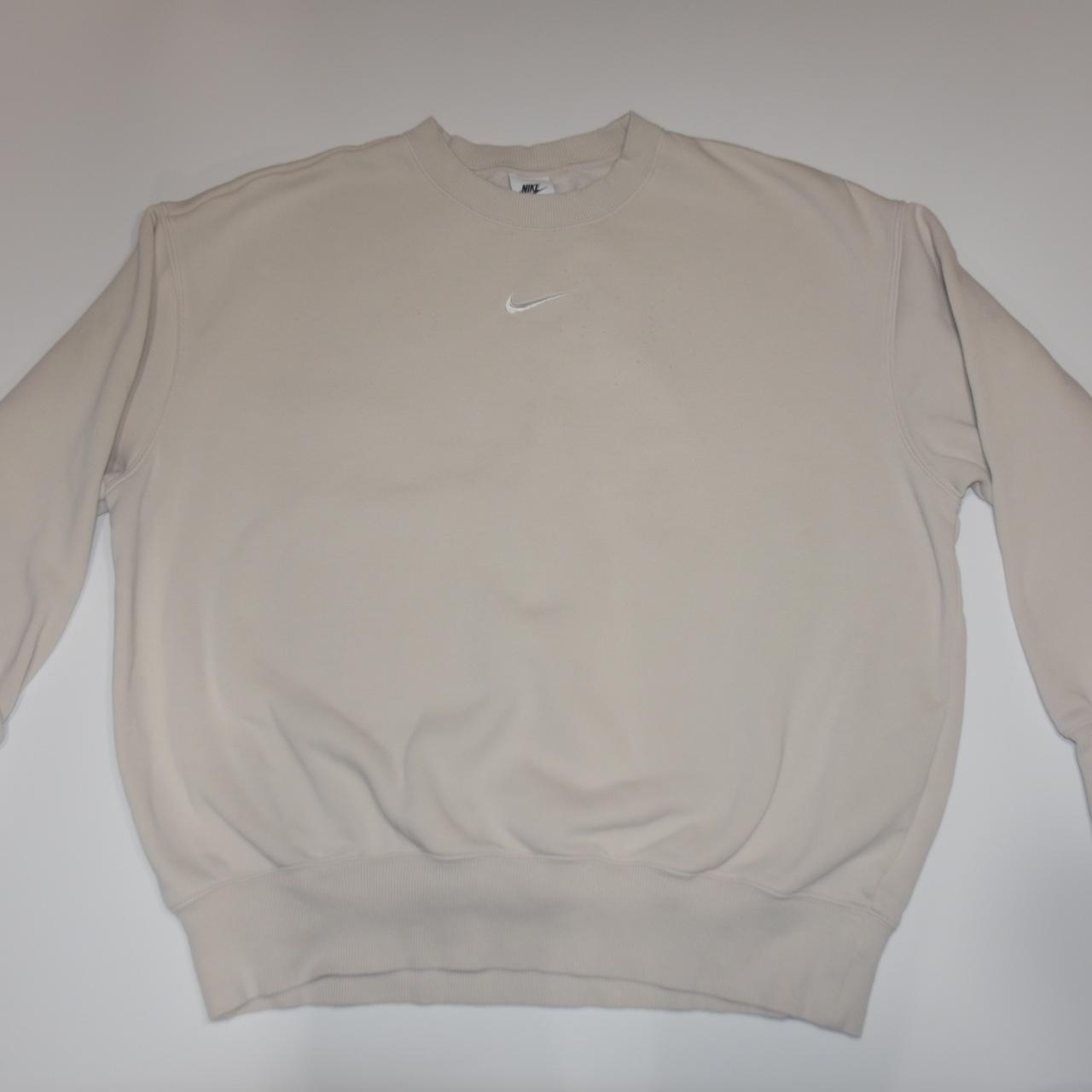 tan nike crewneck womens