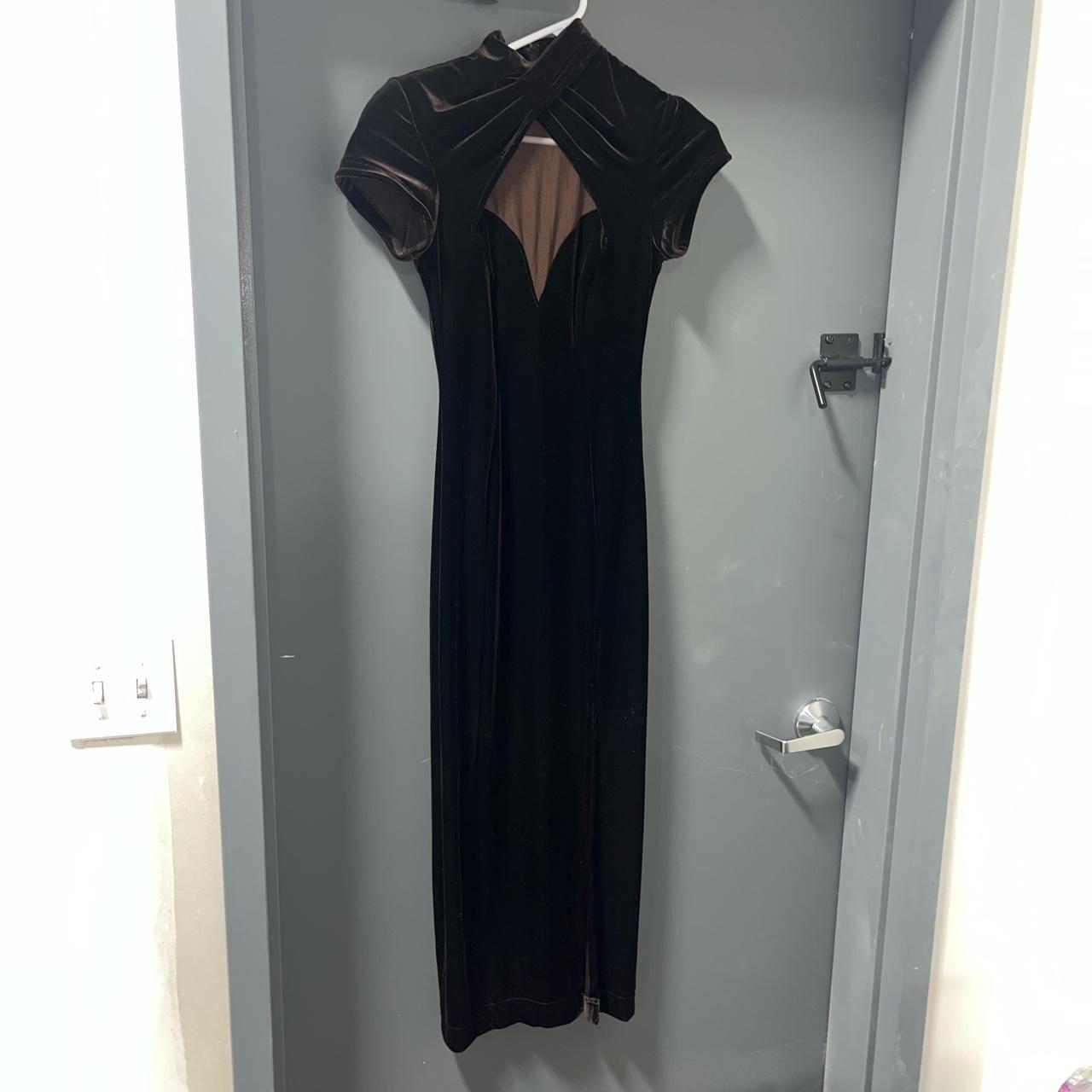 chocolate brown velvet gown with mesh sweetheart... Depop