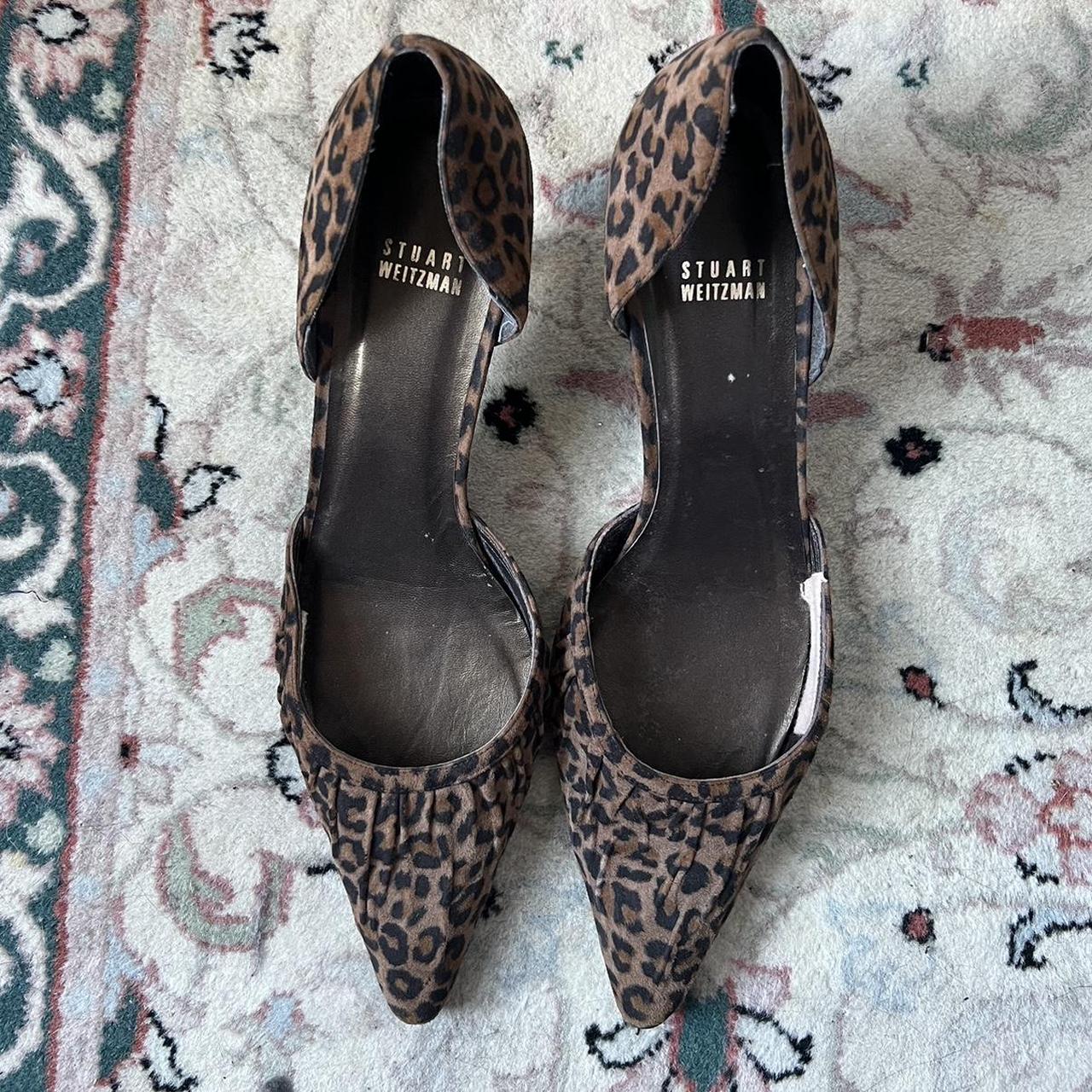 stuart weitzman kitten heels