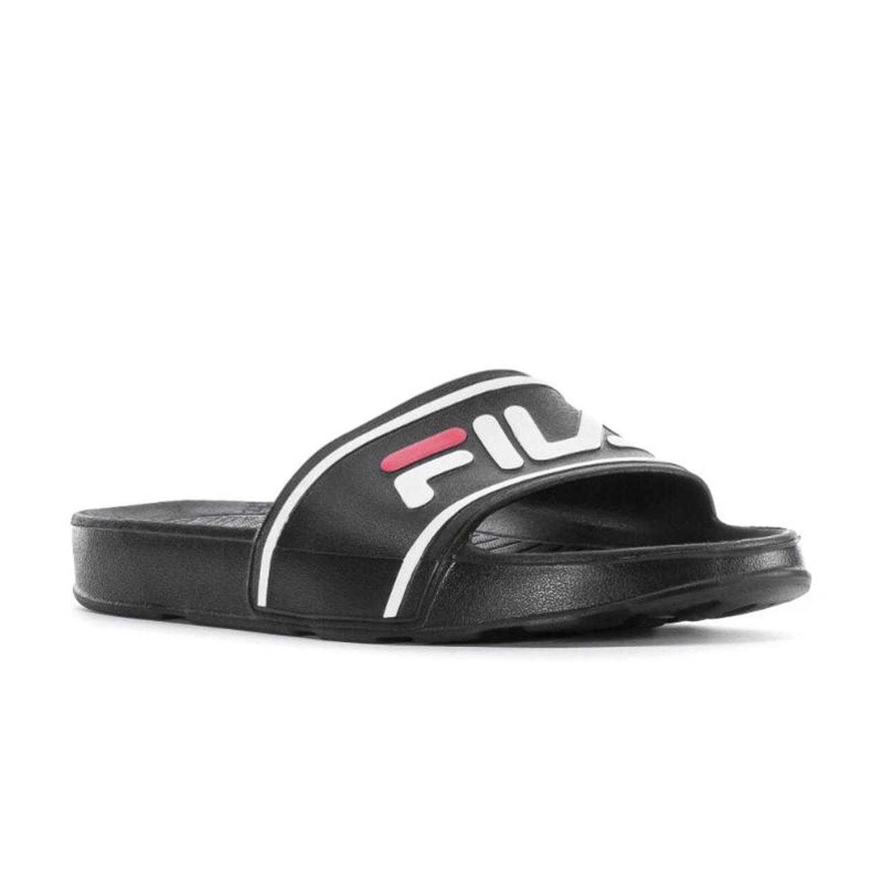 Fila black flip outlet flops