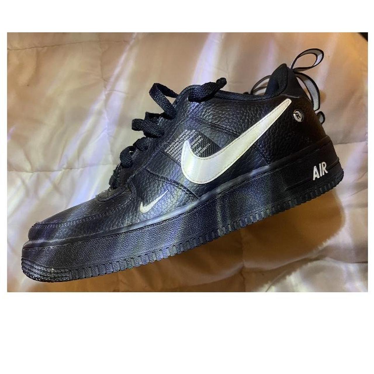 Nike air store force lv8 overbranding