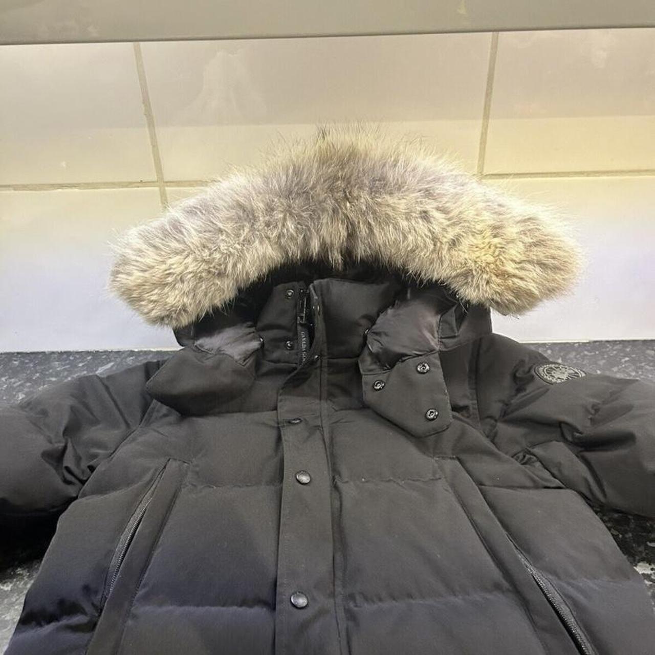 Brand new Canada goose and comes with tags - Depop