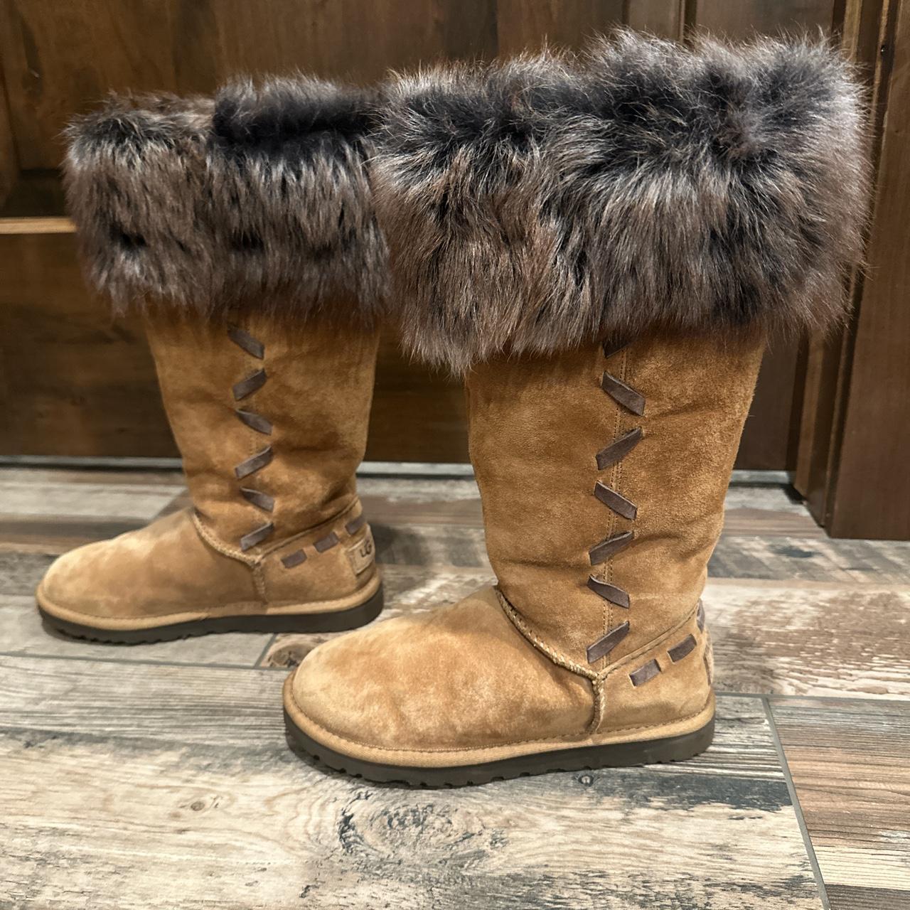 Ugg boots with hot sale fur cuff