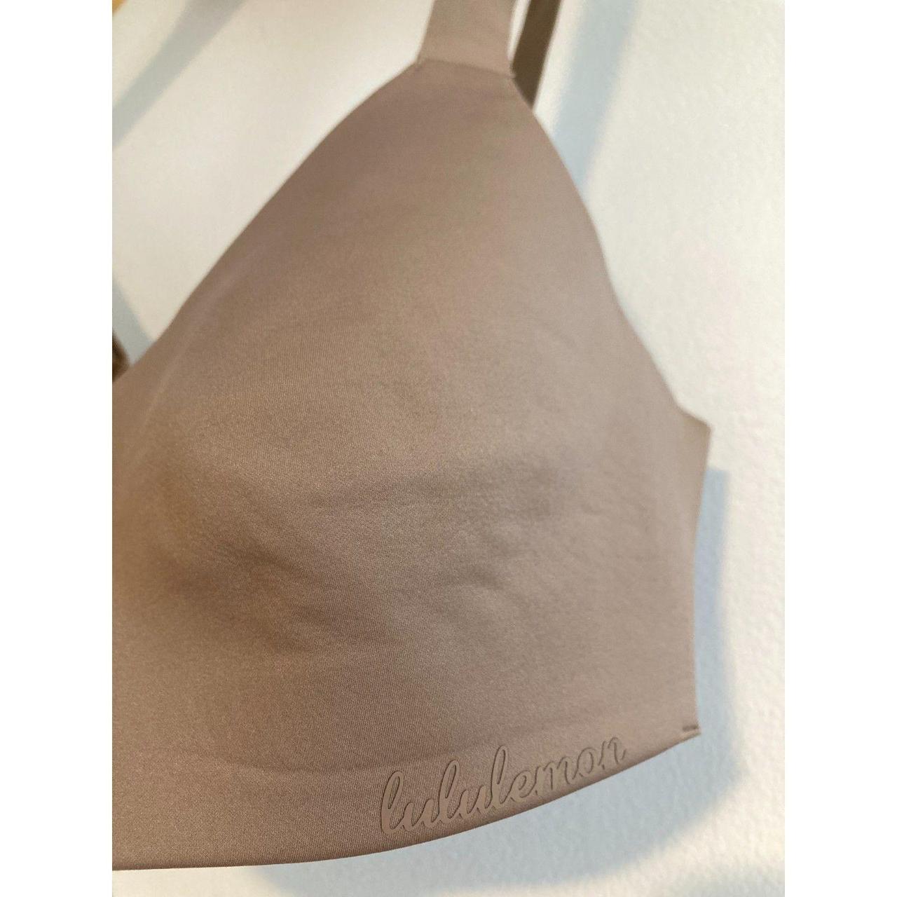 Lululemon HOLD TRUE Bra Size D32 NWOT Never Worn... - Depop