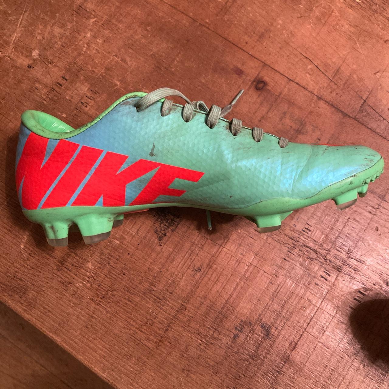 Nike mercurial football boots (size 6) Depop